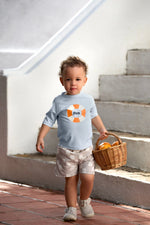 Das kurzärmelige Baby Badeshirt von Lässig mit UV-Schutz 60 in Blau schützt zuverlässig. Das atmungsaktive und schnelltrocknende Material sorgt für unbeschwerten Badespaß.