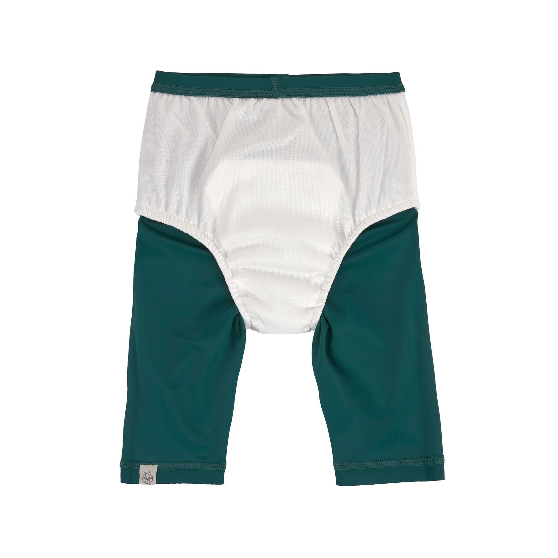 Die Kinder Beach Leggings von Lässig in Grün ist dank UV-Schutz 60 die perfekte Wahl für den Sommer. Das elastische, schnelltrocknende Material sorgt bei Kids für maximale Bewegungsfreiheit und unbeschwerten Badespaß.