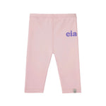 Die Kinder Beach Leggings von Lässig in Rosa ist dank UV-Schutz 60 die perfekte Wahl für den Sommer. Das elastische, schnelltrocknende Material sorgt bei Kids für maximale Bewegungsfreiheit und unbeschwerten Badespaß.

