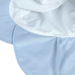 Diese blaue Schirmmütze von Lässig bietet zuverlässigen Sonnenschutz und kombiniert Funktionalität mit stilvollem Design.