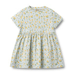 Weiches Jersey-Kleid mit frischem Zitronendruck – perfekt für warme Tage. Das Anna Kleid in Kurzarm besticht durch seinen verspielten WHEAT-Farbton und die angenehme Tragekomfort. Aus 100% Bio-Baumwolle gefertigt, bietet es Atmungsaktivität und Hautfreundlichkeit. Ein vielseitiges Lieblingsstück für Freizeit und entspannte Momente.