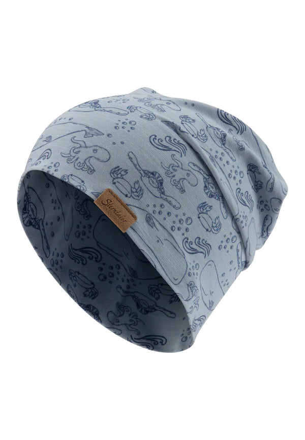 Der Beanie Wassertiere schützt mit UV-Schutz 30 vor Sonne und bietet dank weichem Baumwoll-Elasthan-Material eine bequeme Passform. Das süße Unterwassertier-Design macht ihn zum idealen Begleiter für sonnige Tage im Freien. Vielseitig tragbar und hautfreundlich zertifiziert.