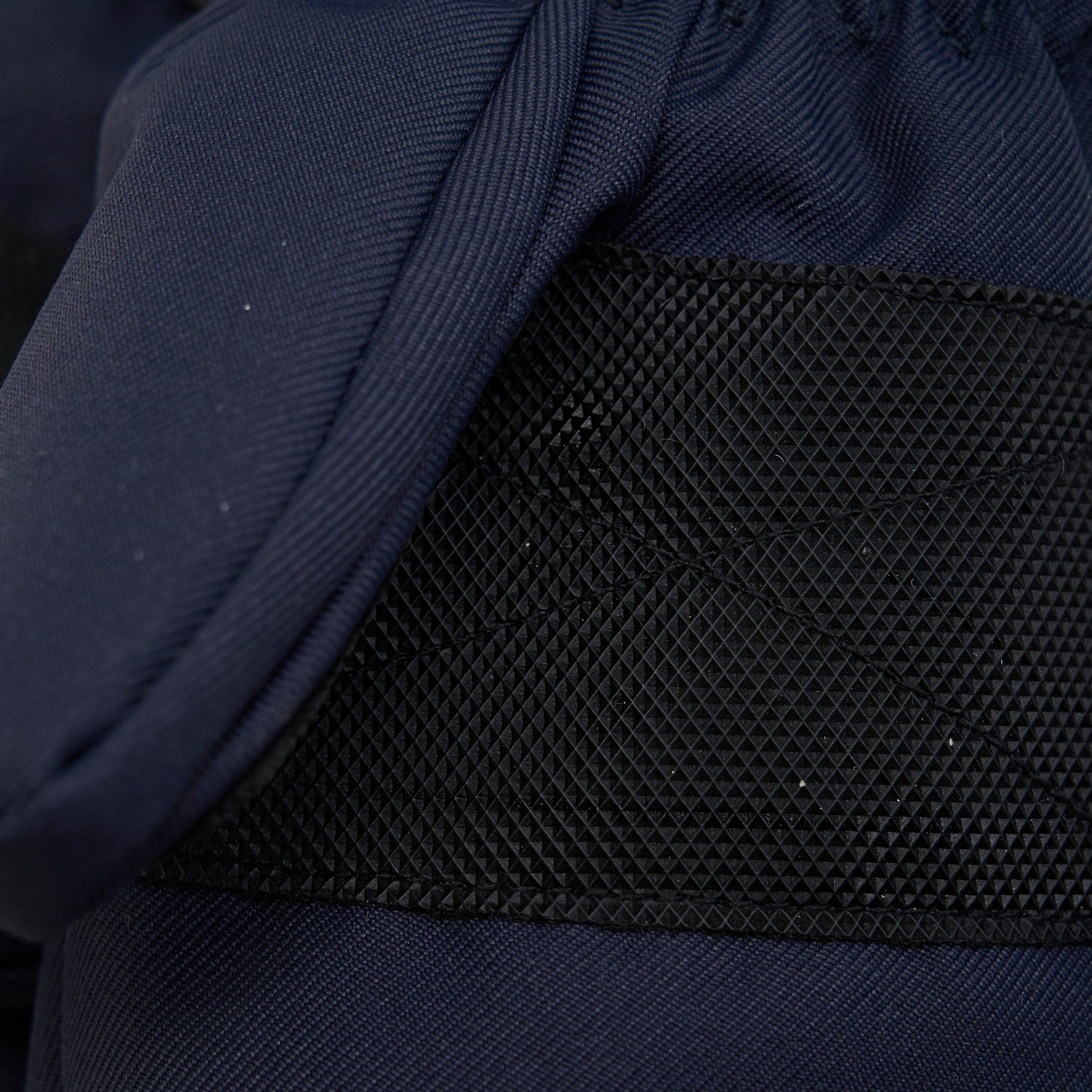 Kuschelige Fäustlinge in Dunkelblau von MINYMO – perfekt für kleine Hände, die warm bleiben wollen!