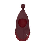 Die dunkelrote Mütze mit Pompom von MINYMO bietet optimalen Wärmeschutz und eine elegante Optik für kalte Tage.