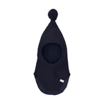 Diese dunkelblaue Haube von MINYMO ist mit einem kleinen Pompom verziert und bietet angenehmen Schutz bei kühlem Wetter.