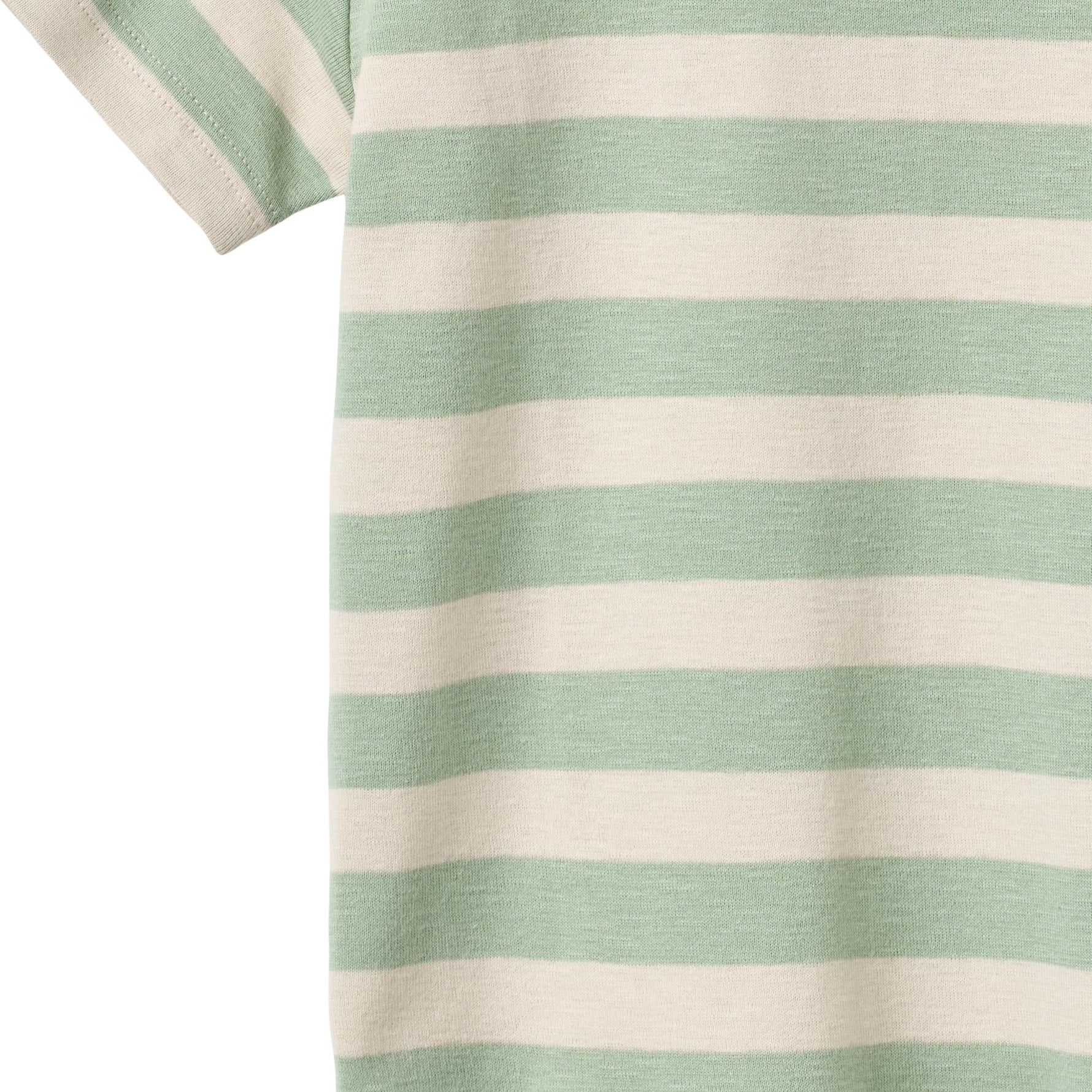 Klassisches Kurzarm-T-Shirt mit feinen Streifen von WHEAT. Das Liam besticht durch seine zeitlose Silhouette und den hohen Tragekomfort. Gefertigt aus 100% Bio-Baumwolle, bietet es sanfte Haptik und Atmungsaktivität für den Alltag. Ein vielseitiges Basics-Piece, das sich mühelos kombinieren lässt.