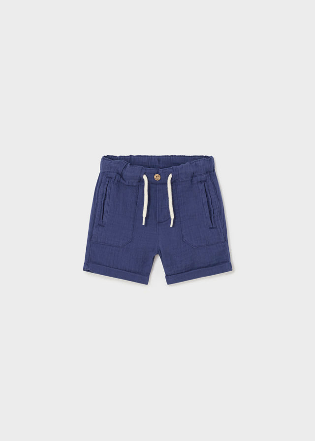 Bermudas aus der festlichen Kollektion von Mayoral