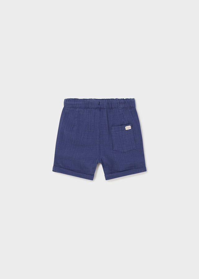 Bermudas aus der festlichen Kollektion von Mayoral