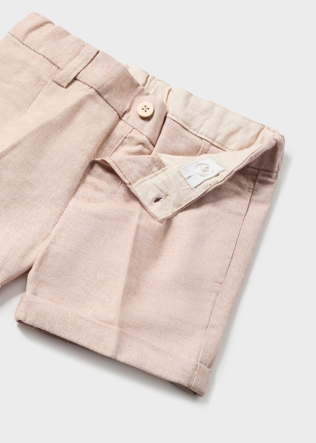 Bermudas aus der festlichen Kollektion von Mayoral