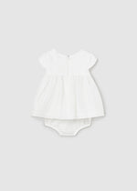 Kleid mit Schleife, Rundkragen, Reißverschluss und passenden Windelhöschen aus der festlichen Kollektion von Mayoral