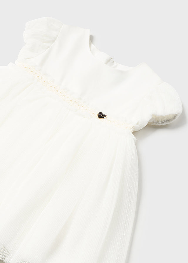 Kurzarm Tüllkleid mit verdecktem Reißverschluss am Rücken aus der festlichen Kollektion von Mayoral