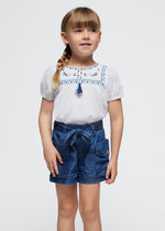 Kurze Hose mit Taschen und Schleife zum binden von Mayoral