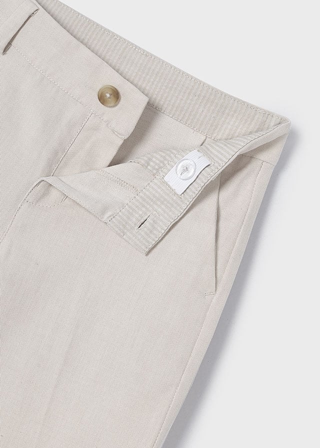 Leinen Hose aus der festlichen Kollektion von Mayoral