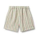Leichte Shorts aus hochwertigem Musselin in zartem Wheat-Ton mit feinen Streifen. Das atmungsaktive Material aus 100% Bio-Baumwolle bietet maximalen Komfort für warme Tage. Der lockere Schnitt ermöglicht volle Bewegungsfreiheit und macht diese Shorts zum perfekten Begleiter für Freizeit und Alltag.