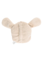 Das Wärmekissen HUND Lucky überzeugt mit seinem besonders weichen Flausch und den charmanten Schlappohren. Es bietet wohltuende Wärme und spendet Trost bei kleinen Beschwerden. Dank des herausnehmbaren Inlays ist es besonders praktisch und vielseitig einsetzbar.