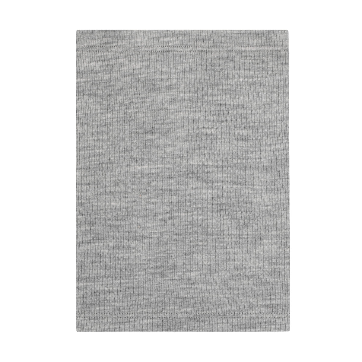 Der Double Layer Neck Warmer von Celavi ist das perfekte Accessoire für kalte Tage. Mit seiner doppellagigen Konstruktion bietet er optimalen Wärmeschutz und Komfort für Hals und Nacken. Das hochwertige Material aus 100% Wolle sorgt für natürliche Wärmeisolation und angenehmes Tragegefühl. Ideal für Herbst und Winter – praktisch, langlebig und zeitlos im Design.