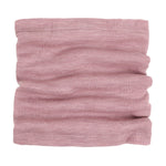 Der Double Layer Neck Warmer von Celavi ist das perfekte Accessoire für kalte Tage. Mit seiner doppellagigen Konstruktion bietet er optimalen Wärmeschutz und Komfort für Hals und Nacken. Das hochwertige Material aus 100% Wolle sorgt für natürliche Wärmeisolation und angenehmes Tragegefühl. Ideal für Herbst und Winter – praktisch, langlebig und zeitlos im Design.