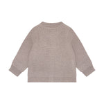 Eleganter brauner Cardigan von Celavi aus 100% Wolle. Das zeitlose Strickstück überzeugt mit hochwertiger Verarbeitung und angenehmer Wärmeisolation. Perfekt für vielseitige Styling-Möglichkeiten – ideal zu Hemden, T-Shirts oder Kleidern. Der klassische Schnitt macht ihn zu einem unverzichtbaren Basics-Piece für jede Garderobe.