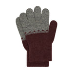 Hochwertige Handschuhe im praktischen Doppelpack von Celavi. Die Handschuhe bestehen aus einer hochwertigen Materialmischung aus 70% Wolle, 20% Nylon und 10% Elastane, die optimale Wärmeisolation mit Strapazierfähigkeit verbindet. Die elastischen Fasern sorgen für perfekte Passform und Bewegungsfreiheit. Ideal für kalte Tage – zwei Paar zum Wechseln oder Verschenken.