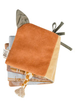 Entdecken Sie das Safari Spielbuch von Sterntaler – ein spannendes Abenteuerbuch, das Kinder spielerisch in die Welt der Safari entführt. Ideal für kleine Entdecker, die Spaß am Lernen und Spielen haben.