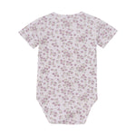 Kurzärmeliger Body von Fixoni mit elegantem Blumenmotiv, der Komfort und stilvolle Ästhetik vereint. Die hochwertige Verarbeitung garantiert optimale Passform für alltäglichen Tragekomfort.