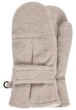 Diese kuschelweichen Fäustlinge von Sterntaler bieten optimalen Schutz und Komfort für kleine Hände.