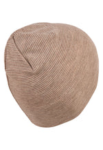 Diese beige Mütze von Sterntaler überzeugt durch ihr zeitloses Design und sorgt für angenehme Wärme an kühlen Tagen.