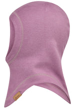 Diese einfarbige Schalmütze von Sterntaler in zartem Rosa bietet nicht nur Wärme, sondern auch stilvollen Komfort für Ihr Kind.