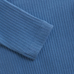 Beschreibung

Süßer einfarbiger Ripp-Body von HUTTEliHUT. Der Body hat lange Ärmel und wird mit Druckknöpfen an der Schulter und zwischen den Beinen geschlossen. Hergestellt aus einer unglaublich weichen Qualität. Dieses Produkt enthält TENCEL™ Fasern.