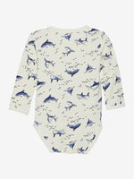 Der langärmlige Hai-Body von MNYMO überzeugt mit seinem einzigartigen Design und sorgt für einen auffälligen Look.