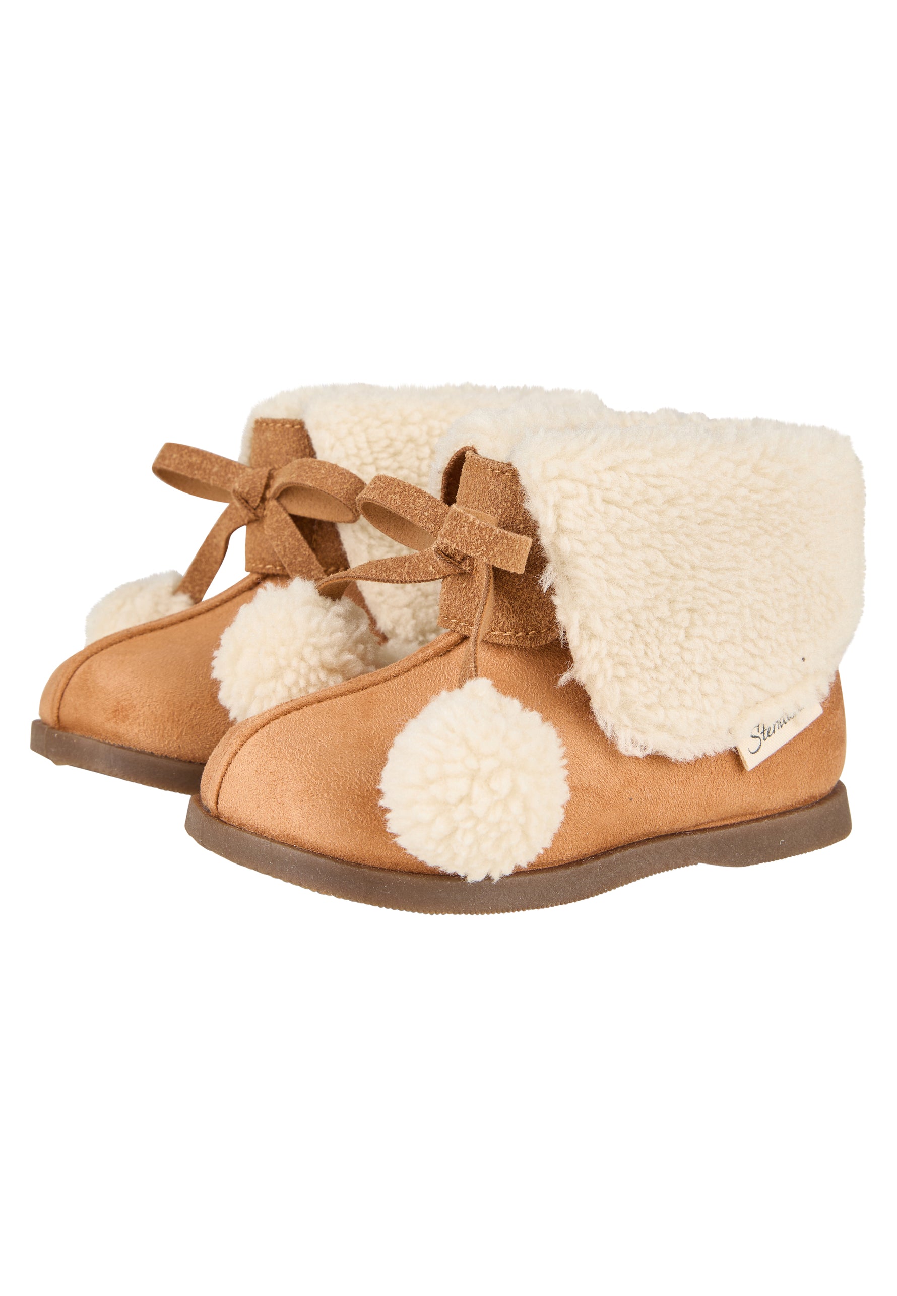 Entdecken Sie die braunen Halbschuhe von Sterntaler, die durch ihr schlichtes Design und hochwertige Verarbeitung überzeugen.