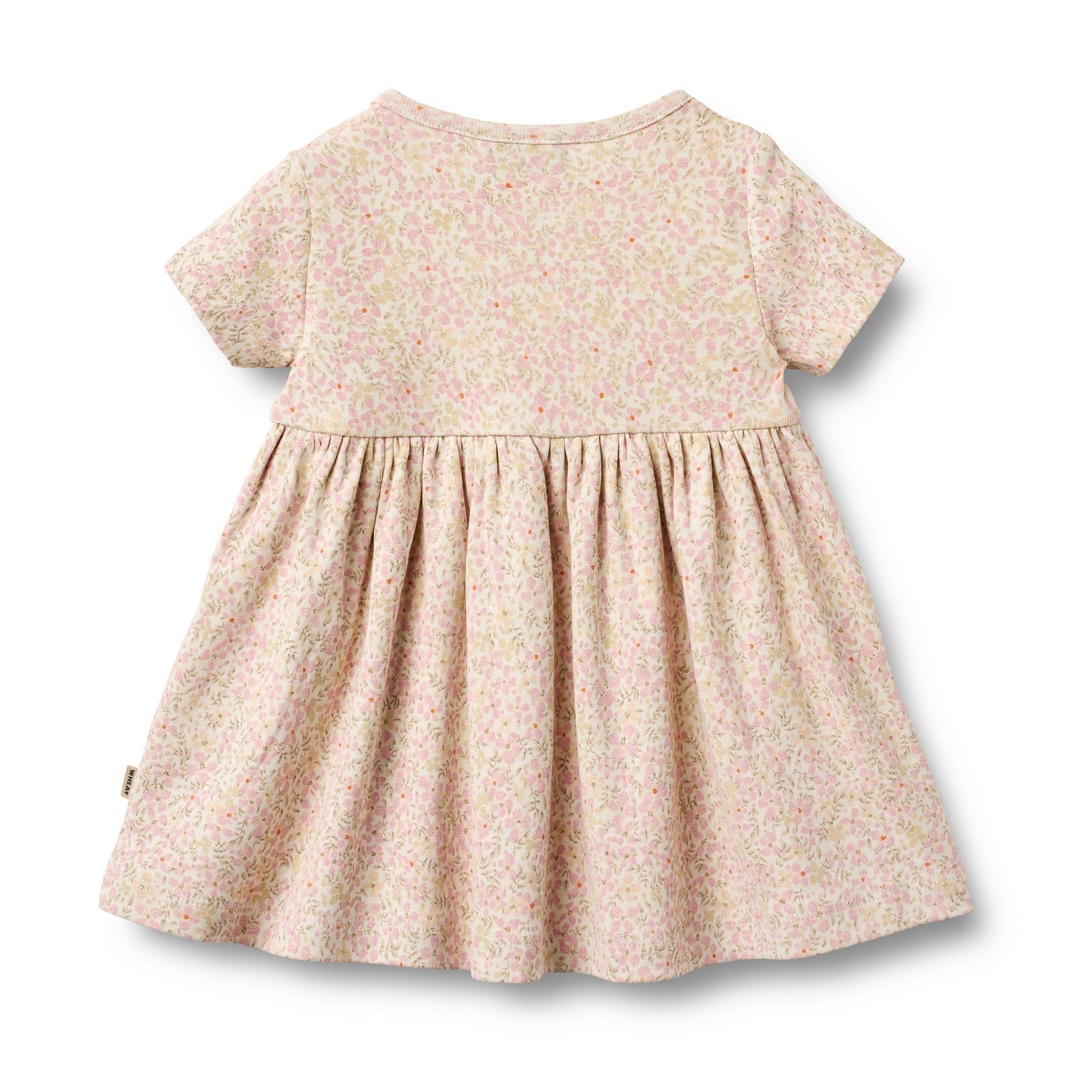 Weiches Jersey-Kleid mit charmanten Blumenmotiven von WHEAT. Das luftige Kurzarm-Design macht es zum perfekten Begleiter für warme Tage. Aus 100% Bio-Baumwolle gefertigt, bietet es höchsten Tragekomfort und Hautfreundlichkeit. Das zeitlose All-Over-Print-Muster verleiht dem Kleid eine verspielte Note, während die schlichte Silhouette vielseitig kombinierbar bleibt. Ideal für Alltag und Freizeit.
