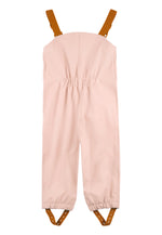 Diese wasserdichte Regenhose überzeugt mit verschweißten Nähten, verstellbaren elastischen Trägern und einem praktischen Reißverschluss. Sie ist ungefüttert und bietet zuverlässigen Schutz bei nassem Wetter.