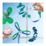 Die flexiblen Formen, mit integrierten Magneten, lassen sich einfach und hörbar zusammenklicken und in alle Richtungen drehen - perfekt für die unendliche Kreativität. Der Fantasie sind keine Grenzen gesetzt. Die Sets und Farben lassen sich beliebig untereinander kombinieren.