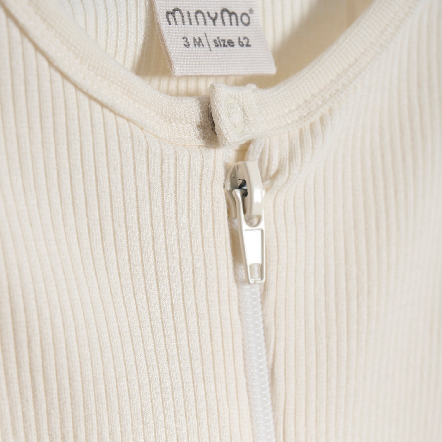 Langarm Rib Jumpsuit von MINYMO.