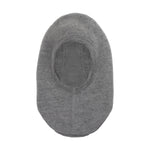 Die Soft Wool Balaclava von Celavi ist die perfekte Wahl für kalte Tage. Die Kopfbedeckung aus 100% Wolle hält Kopf, Ohren und Nacken angenehm warm und bietet optimalen Schutz vor Wind und Kälte. Das weiches Material schmiegt sich komfortabel an und kratzt nicht auf der Haut. In Grau ist die Balaclava ein stilvolles Accessoire für Kinder und Erwachsene. Ideal für Herbst und Winter, beim Spielen im Freien oder für den täglichen Gebrauch.