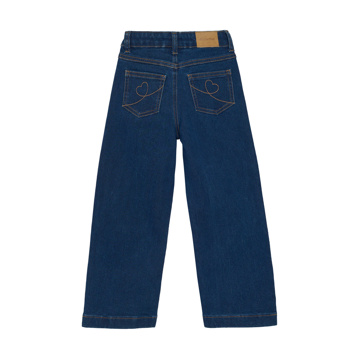 Klassische Wide Loose Fit Jeans von Minymo mit komfortablem Schnitt und hochwertiger Materialzusammensetzung für optimale Bewegungsfreiheit und Langlebigkeit.