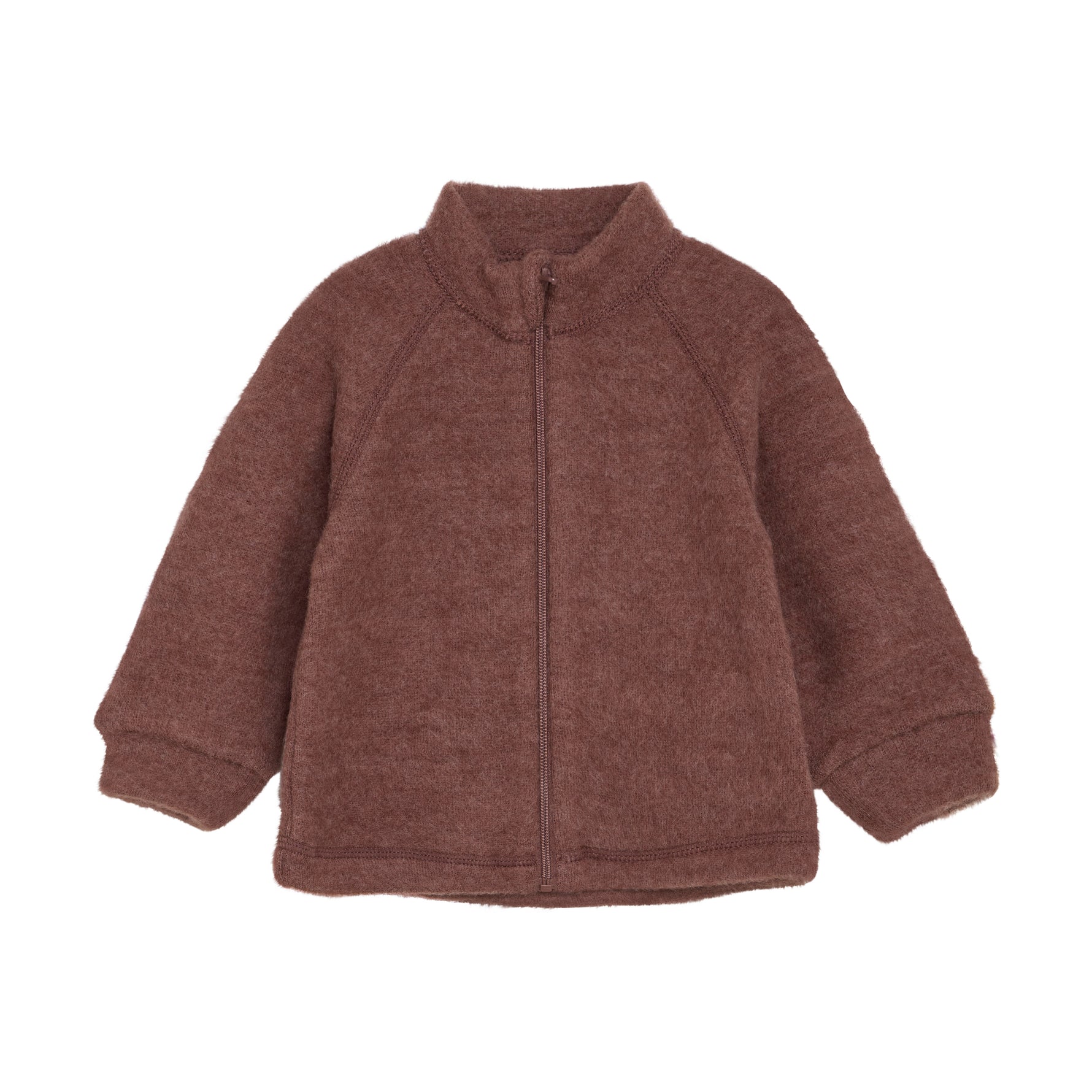 Die rot-braune Wolljacke von Celavi bietet optimalen Schutz und Komfort an kalten Tagen.