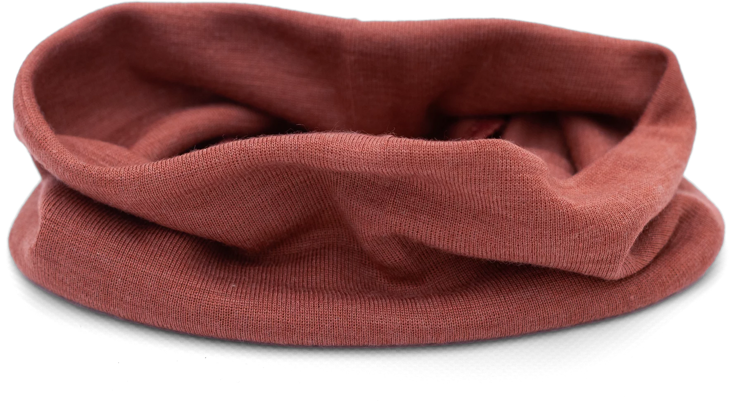 Der weiche Schlauchschal von Engel aus Wolle und Seide ist vielseitig einsetzbar und hautfreundlich. Er passt für Kinder und Erwachsene und kann als Schal, Halstuch, Stirnband oder Sturmhaube getragen werden.