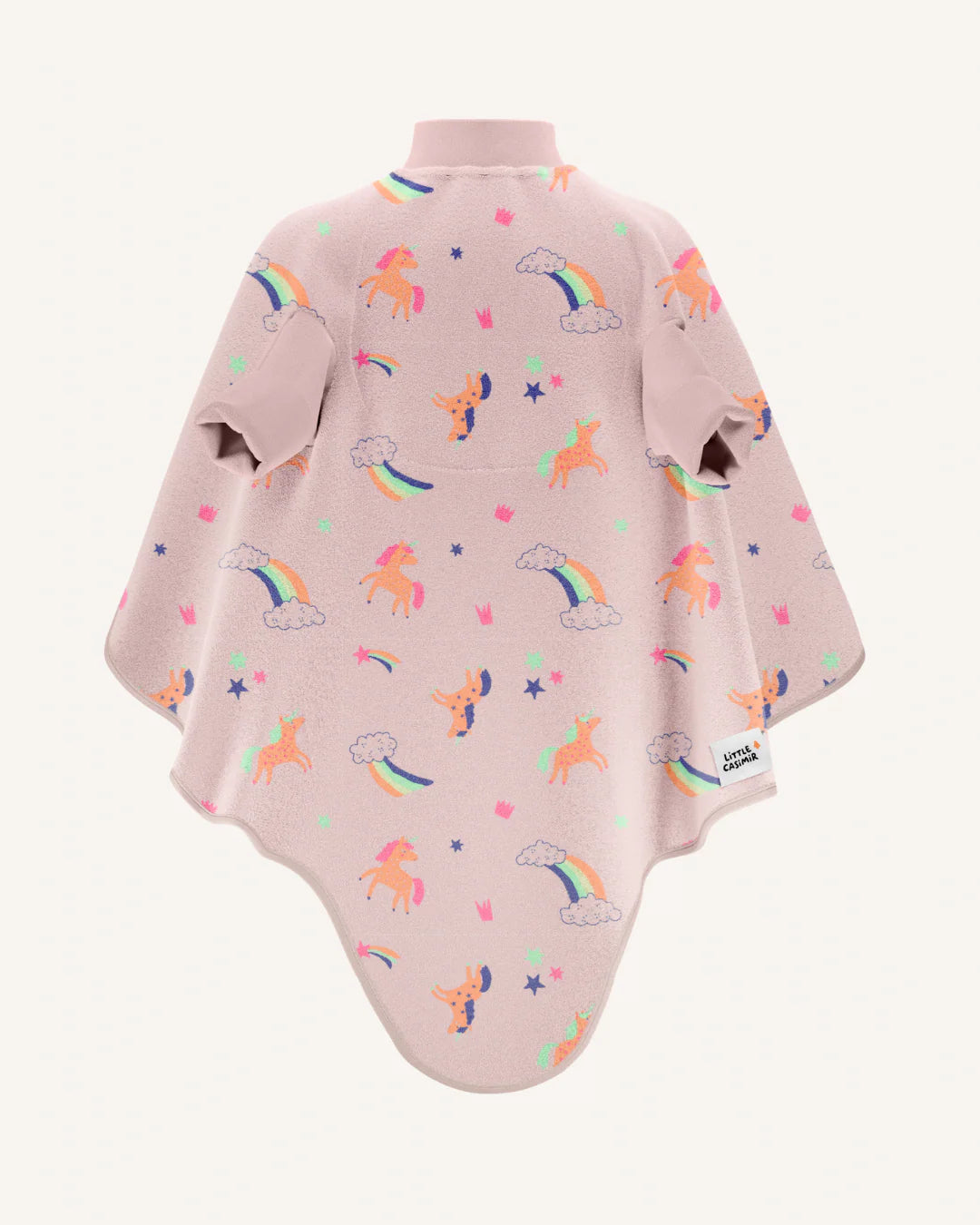 Mit unserer „BOO“ Signature Kollektion möchten wir mehr Freiheit im Alltag für Eltern und Kinder schaffen. Weniger Outfitwechsel, weniger Wäsche und mehr entspannte Momente am Tisch.

Ein Lätzchen, das sich gut anfühlt. Für Kinder und für Eltern.