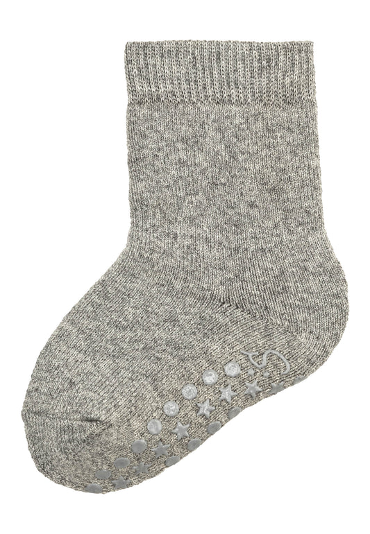 Diese grauen ABS-Socken von Sterntaler bieten zuverlässigen Halt und Komfort für kleine Füße.