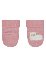 Dieses 3er-Set Sterntaler-Socken begeistert mit einem niedlichen Schafdesign und sorgt für angenehmen Tragekomfort bei Ihrem Kind.