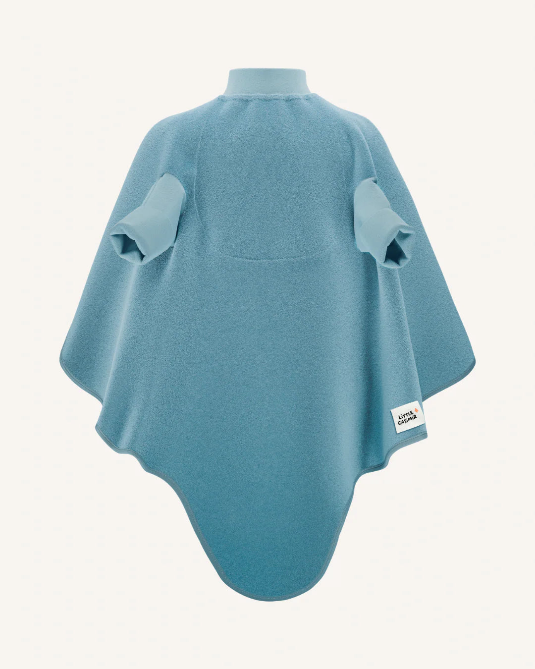 Mit unserer „BOO“ Signature Kollektion möchten wir mehr Freiheit im Alltag für Eltern und Kinder schaffen. Weniger Outfitwechsel, weniger Wäsche und mehr entspannte Momente am Tisch.

Ein Lätzchen, das sich gut anfühlt. Für Kinder und für Eltern.