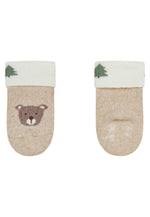 Dieses 3er-Set Weihnachts-Babysocken von Sterntaler bringt festliche Freude und kuscheligen Komfort für die Kleinsten.