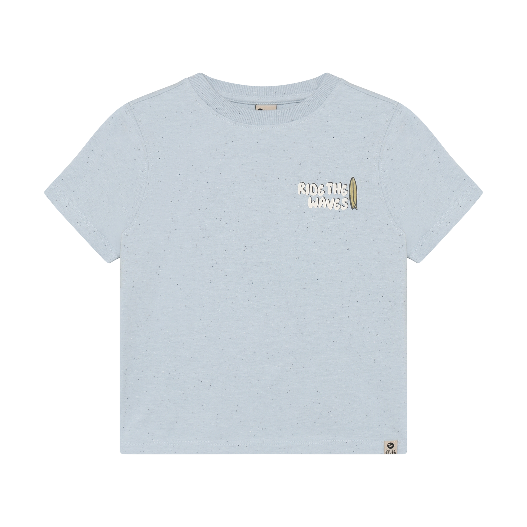 Klassisches Kurzarm-Shirt von Daily Seven mit auffälligem Rückenprint. Ein zeitloses Basics-Piece für den alltäglichen Einsatz.