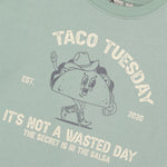 Oversized Sweater von Daily Seven mit modischen Tacoprint.