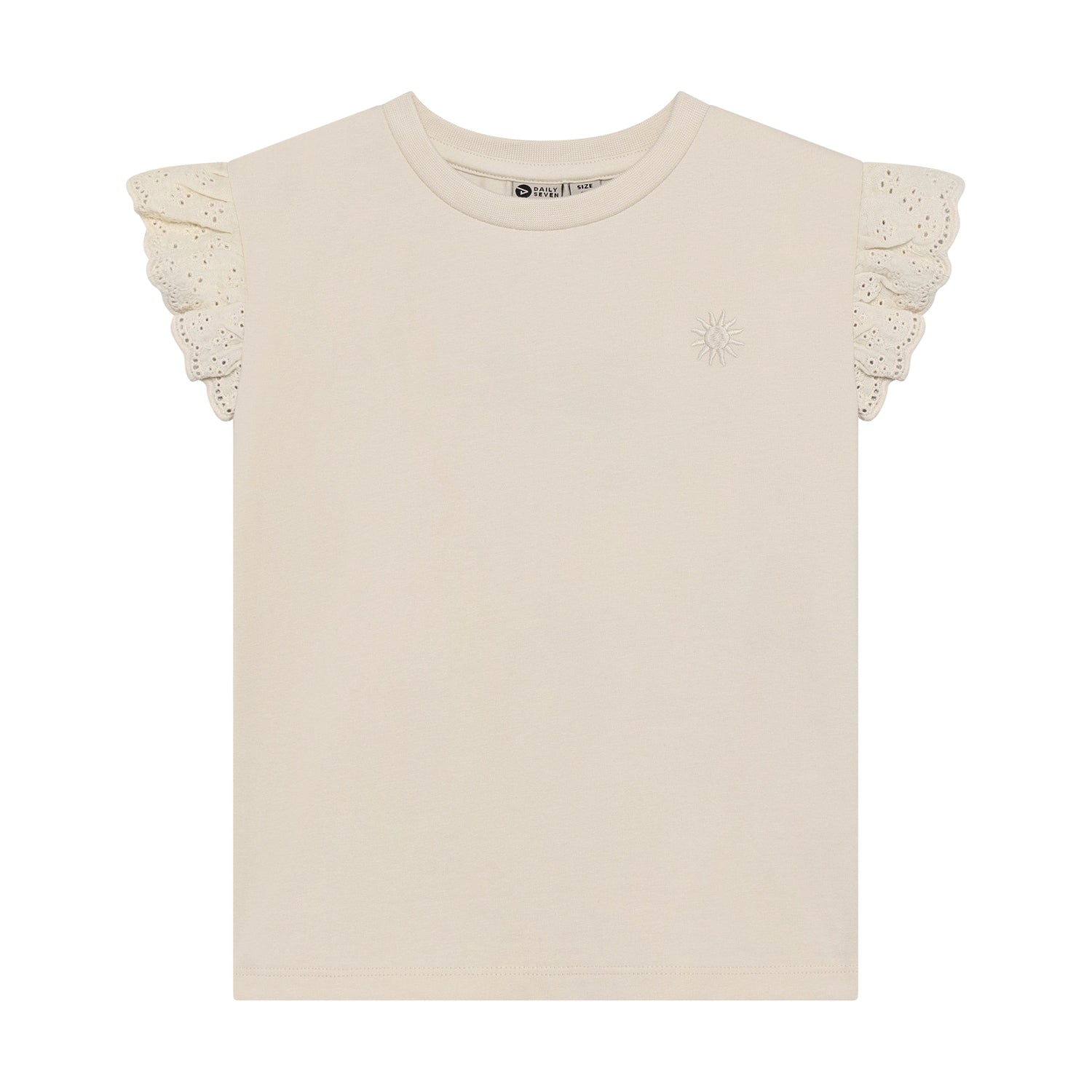 Weißes kurzarm T-Shirt mit kleinen Details von Daily Seven.
