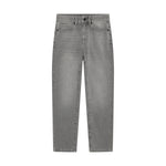 Klassische graue Baggy Straight Fit Jeans von Indian Blue Jeans – zeitlos und vielseitig kombinierbar. Das robuste 100% Baumwollmaterial bietet optimalen Tragekomfort und Langlebigkeit. Der lockere Schnitt ermöglicht maximale Bewegungsfreiheit und passt zu jedem persönlichen Stil.