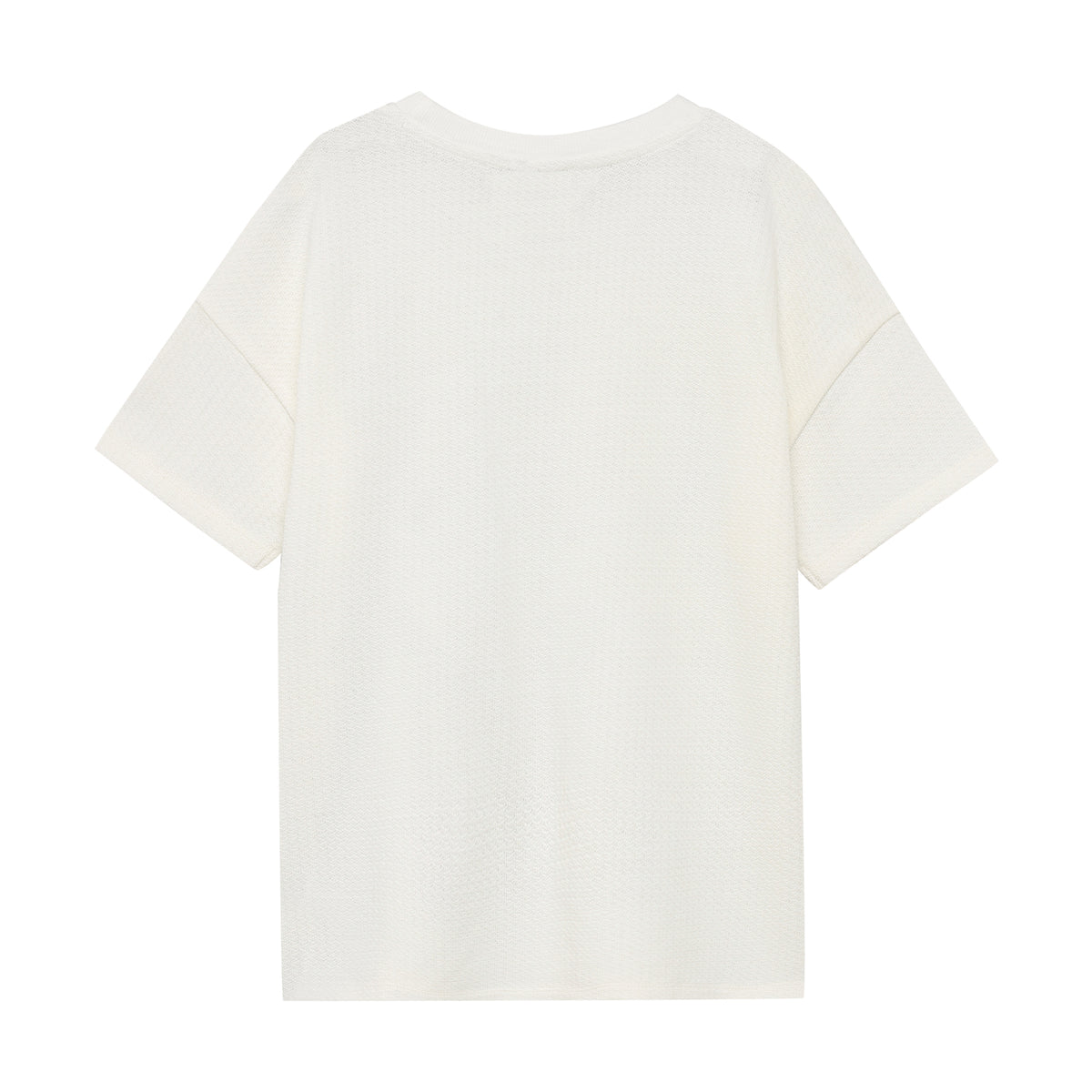Das T-shirt Structure von Indian Blue Jeans besticht durch seine hochwertige Verarbeitung und den angenehmen Tragekomfort. Gefertigt aus 100% Baumwolle, bietet es optimale Atmungsaktivität und Langlebigkeit für den alltäglichen Gebrauch. Das klassische Design macht es zu einem vielseitigen Basics-Piece, das sich mühelos kombinieren lässt.