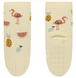Die ABS Socken DP Flamingo bieten mit ihrer rutschfesten Sohle sicheren Halt auf glatten Böden. Aus 85 % Baumwolle gefertigt, sind sie weich, atmungsaktiv und hautfreundlich. Das sommerliche Flamingo-Design bringt Farbe ins Zuhause. Im praktischen Doppelpack und OEKO-TEX zertifiziert für unbedenklichen Komfort. Ideal für den Alltag in Innenräumen.